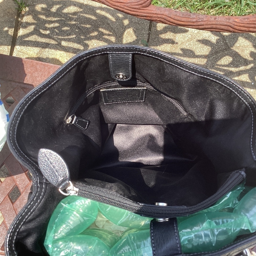 Coach Black Leather Penelope Tote Double Handle Silver Hardware - Picture 8 of 9